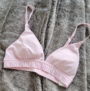 Lululemon License To Train Triangle Bra Light Support A/B Cup *Logo Size 4